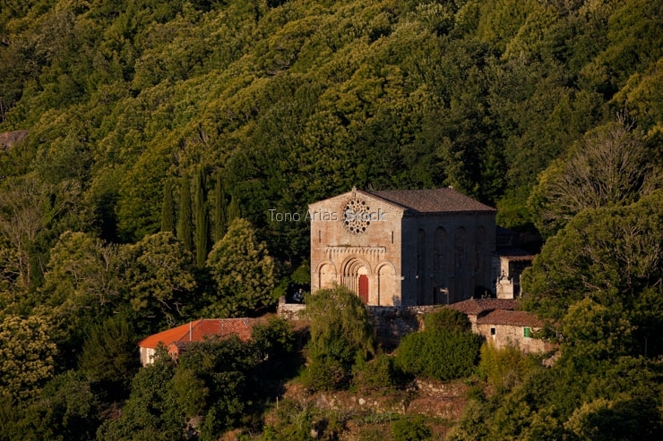 Iglesia San Estebo de Ribas de Niño,provincia de Lugo, Galicia