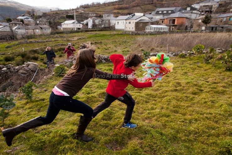 Correndo a Lardeira, Castiñeiras, Vilariño de Conso, Galicia