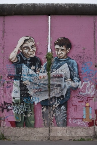 East Side Gallery Berlín Alemania