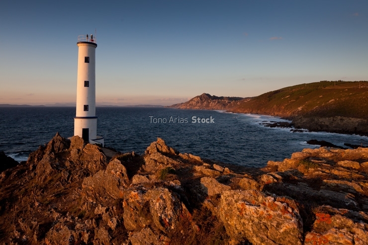 Faro de Cabo Home, ría de Vigo, Galicia