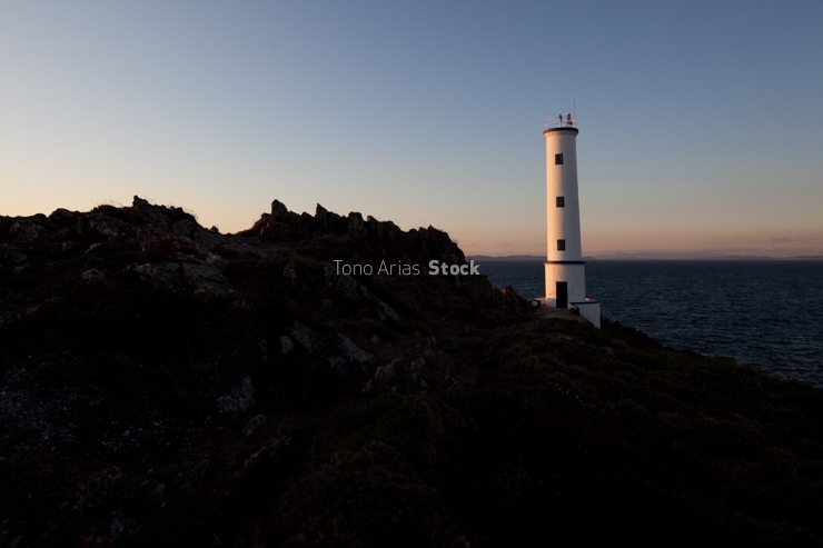 Faro de Cabo Home, ría de Vigo, Galicia