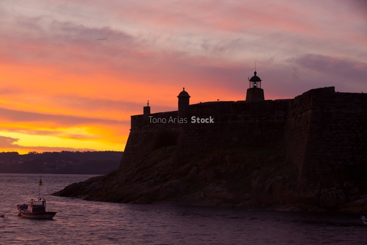 Faro do Castelo de San Antón, A Coruña, Galicia