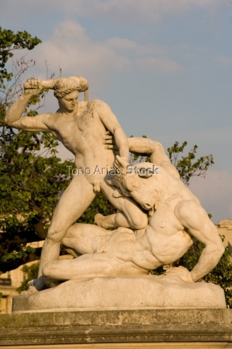 France, Paris, Louvre Gardens statue