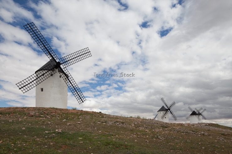 Molinos de Alcazar de San Juan, Castilla la Mancha