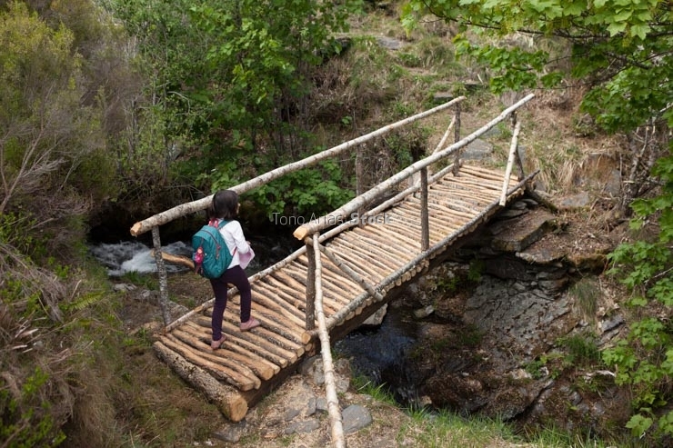 Puente, ruta Lagoa de Lucenza, O Caurel, Galicia