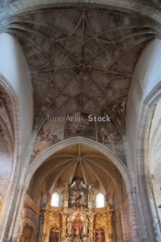 Templo fortaleza de san juan Castrojeriz Burgos